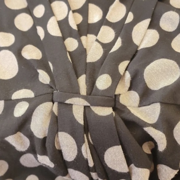 Armani Collezioni V-Neck Empire Waist Polka Dot Stretchy Dress 10 - Picture 5 of 5